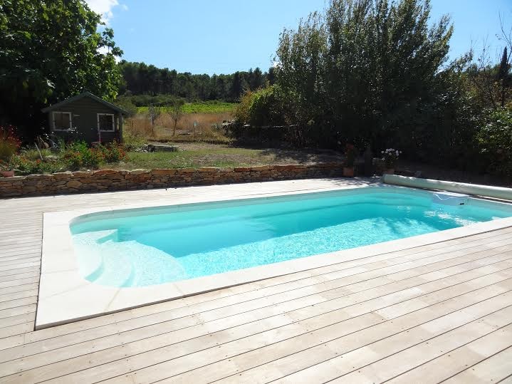 Petit piscine design