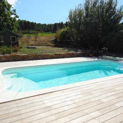 Petit piscine design