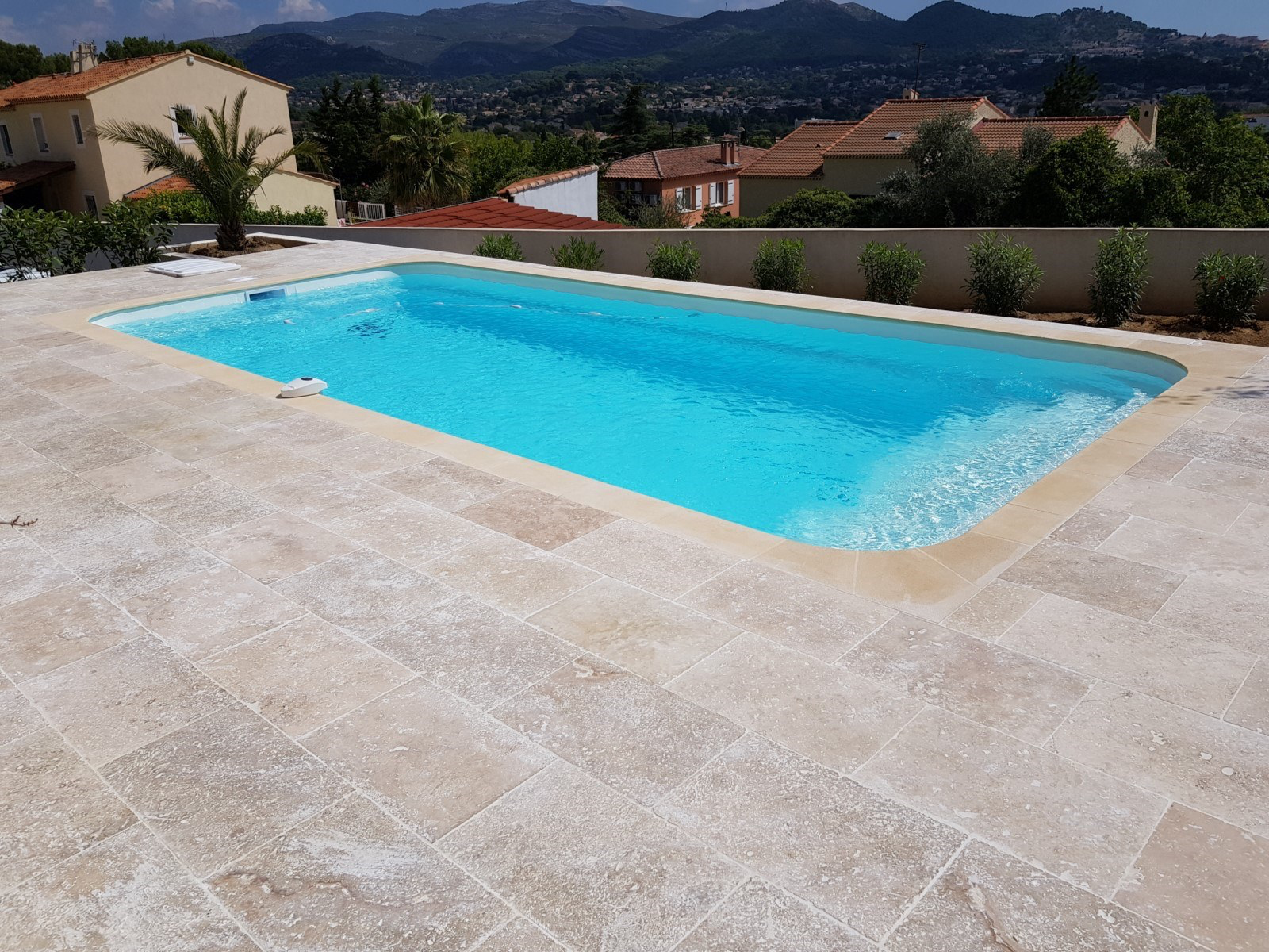 petite piscine à paroie filtrante