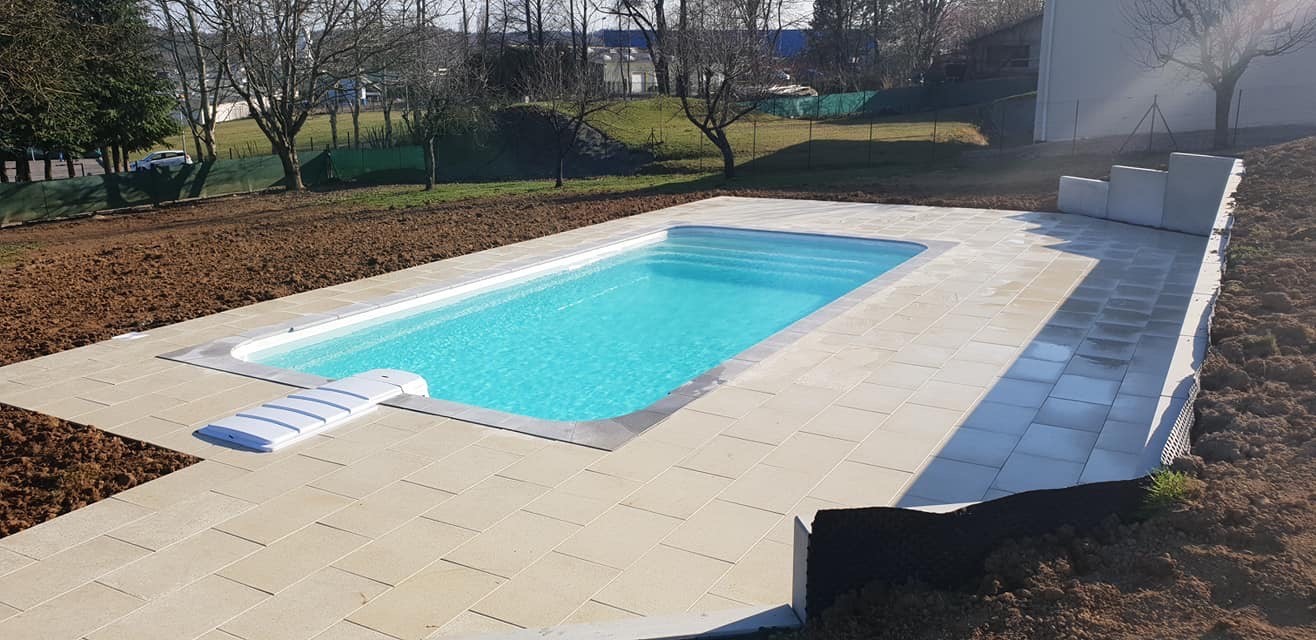 Piscine filtration intégrée