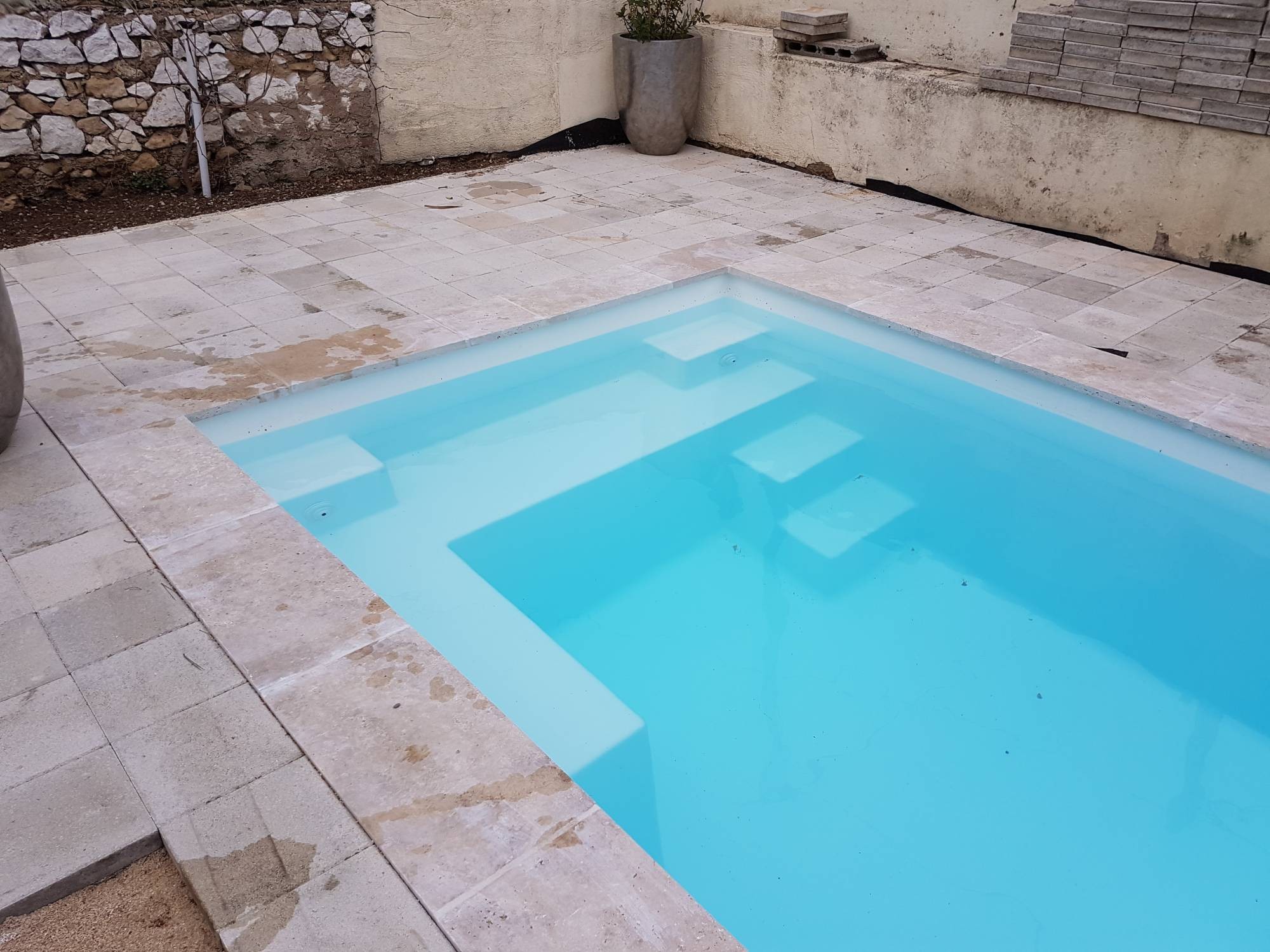 Piscine filtration traditionnel